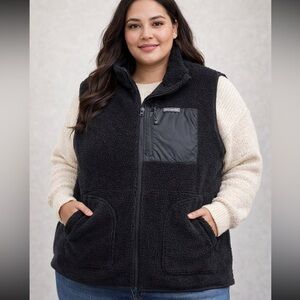 Columbia Women's XXL Black Sherpa Vest